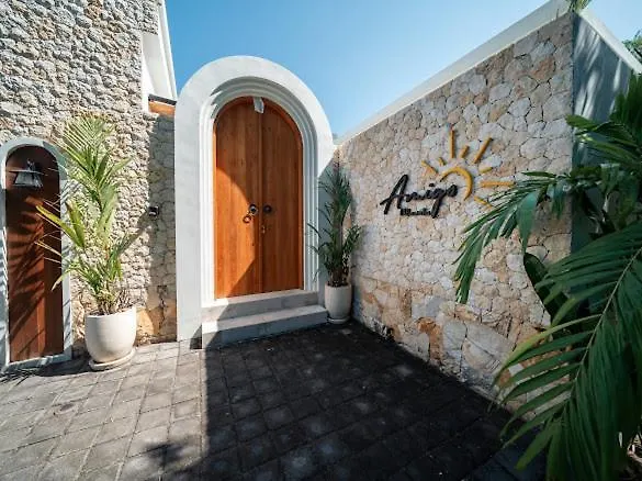Amigo Villa *